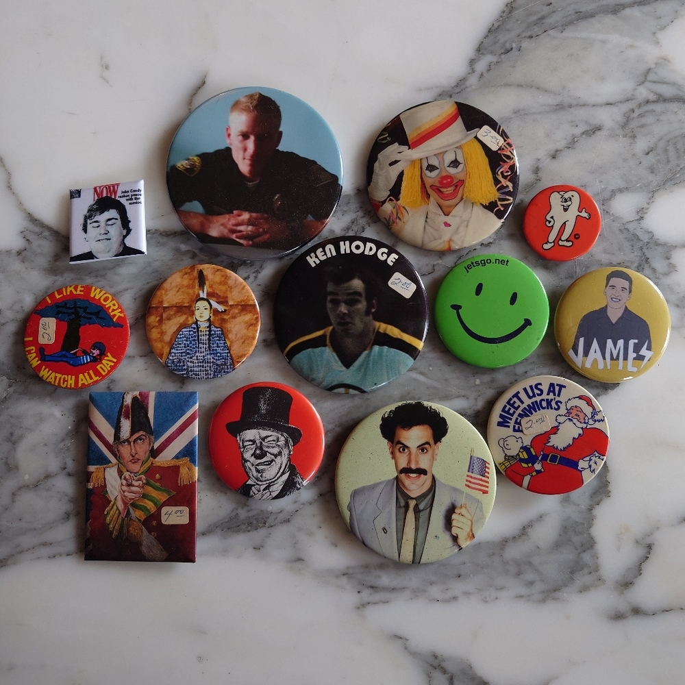 Lot of 13 Vintage & Collectible Face Themed Buttons
